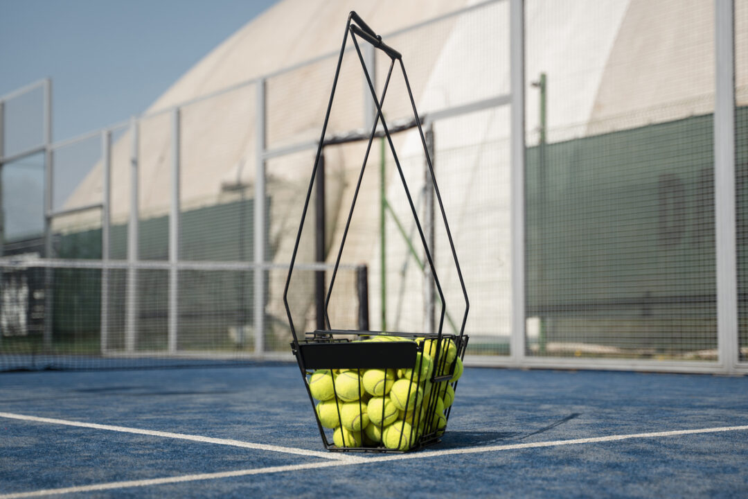 padel indoor vs padel outdoor